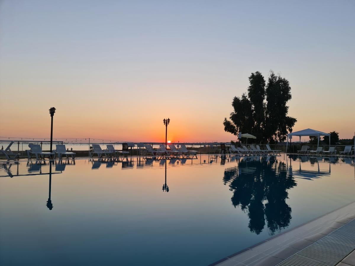 Sporkoey Hotel & Beach Club Darica  Luaran gambar