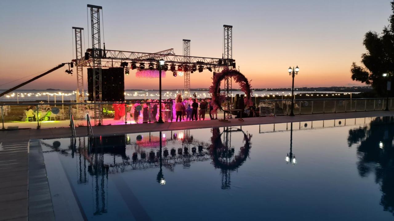 Sporkoey Hotel & Beach Club Darica  Luaran gambar