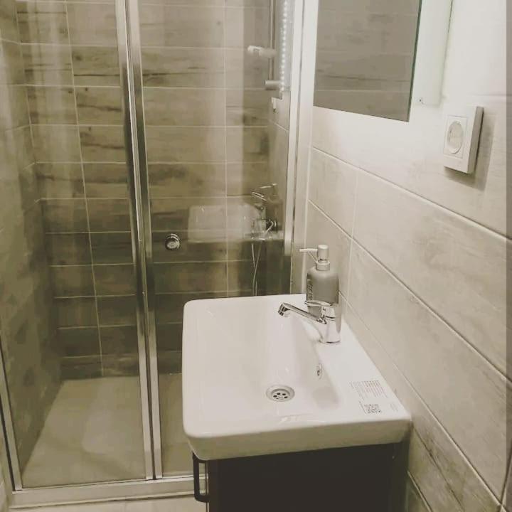 Sporkoey Hotel & Beach Club Darica  Luaran gambar